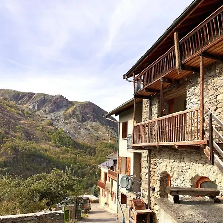 شاليه L'arva Saint-Marcel (Savoie)